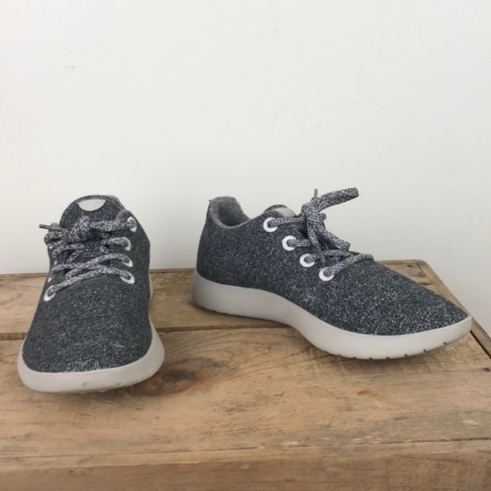 ALLBIRDS womens gray wool runners sneakers size 9